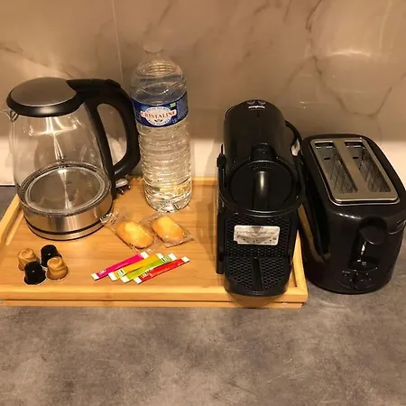 Apartamento Superbe Equipe, Le Nid D'eva A Gare, Parking Prive, Balcon, F2, 50m2, 3p