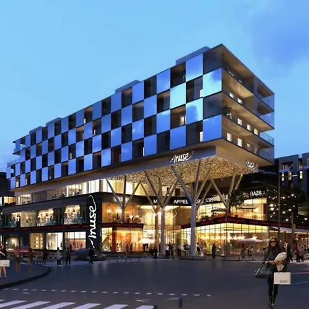 Superbe Equipe, Le Nid D'eva A Gare, Parking Prive, Balcon, F2, 50m2, 3p