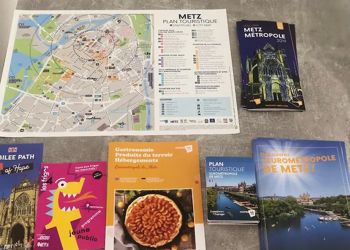 Superbe Equipe, Le Nid D'eva A Gare, Parking Prive, Balcon, F2, 50m2, 3p